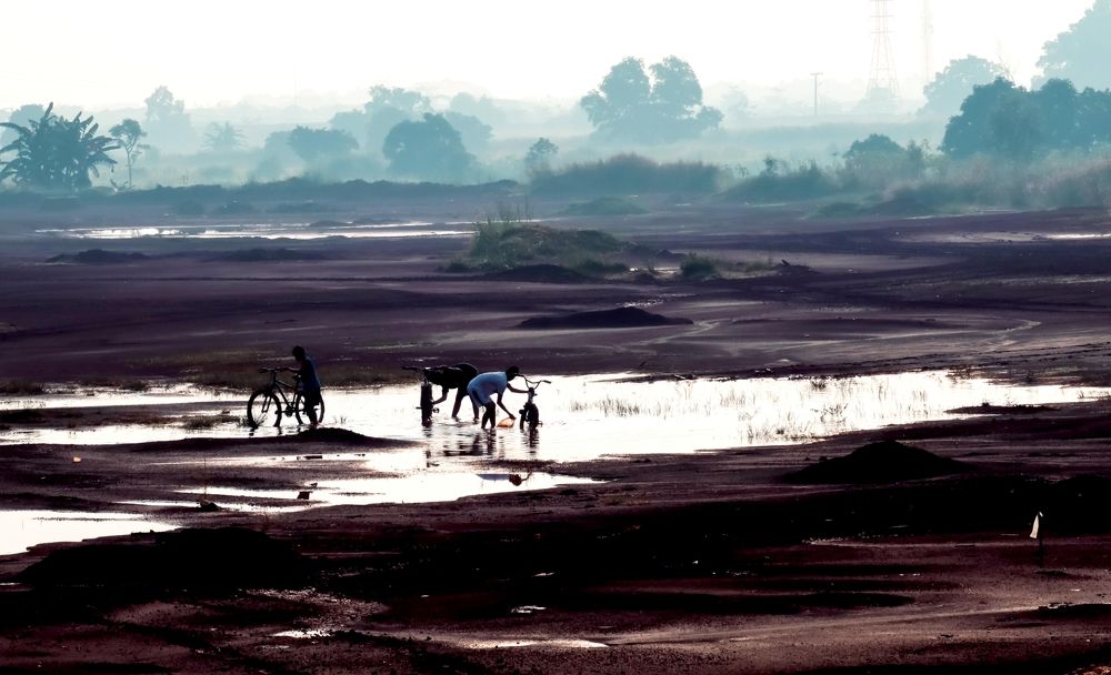 Photograph by Edi Hidayat