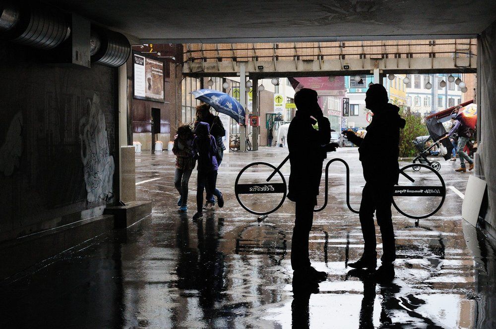 Дождь на Нижней Сыромятнической