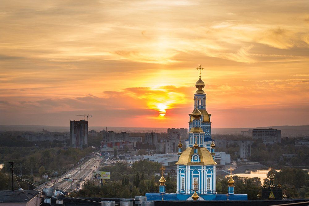 Закат в городе