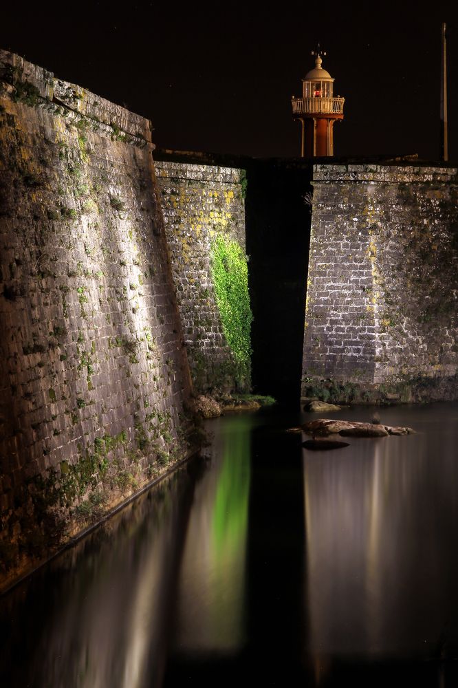 Lurking - Скрывающийся