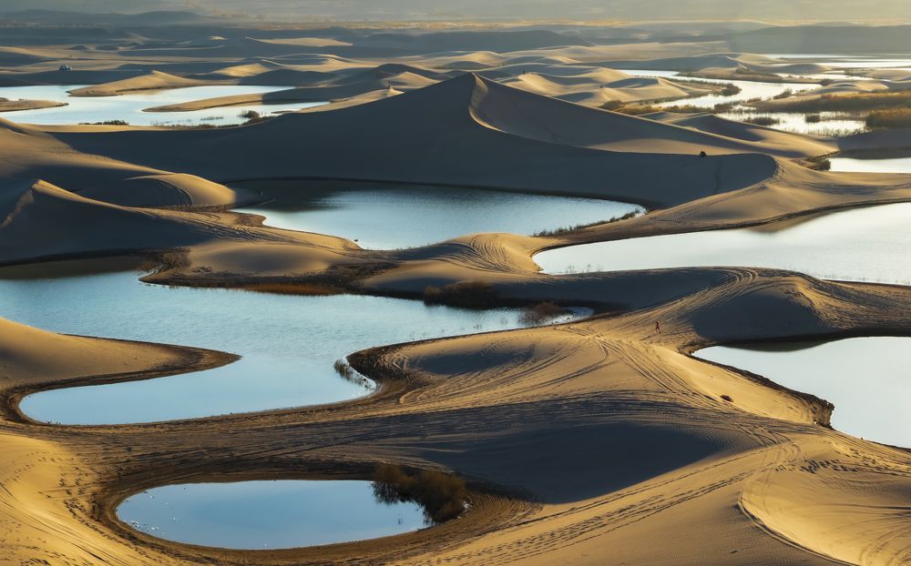 Coexistence of water and soil