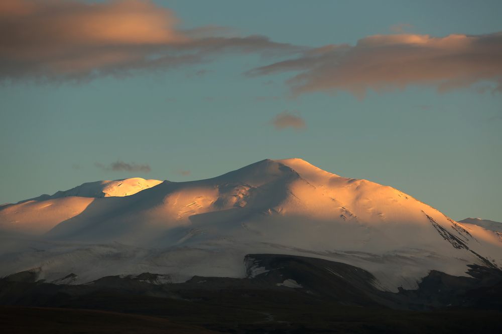 Отражение заката в снегах.