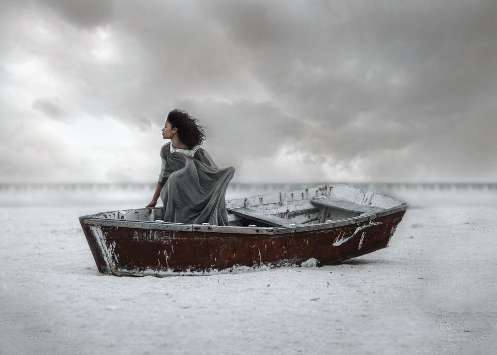 Photograph by Dani Escoffie