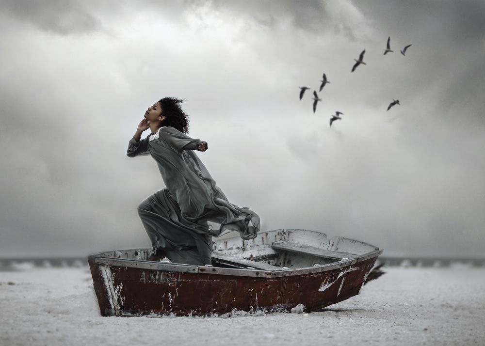 Photograph by Dani Escoffie