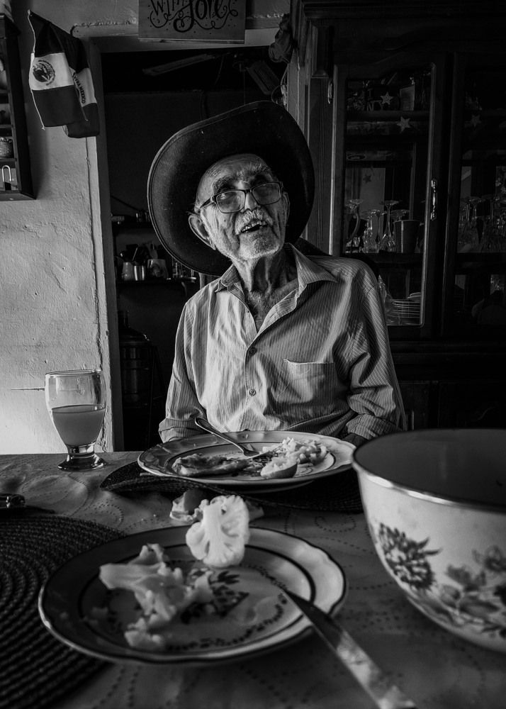 Photograph by Aldo Espinosa