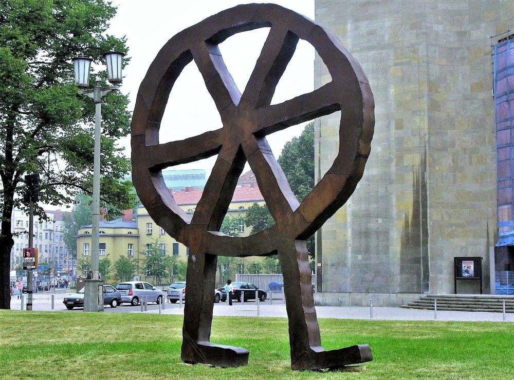 Берлинские скульптурные игрушки