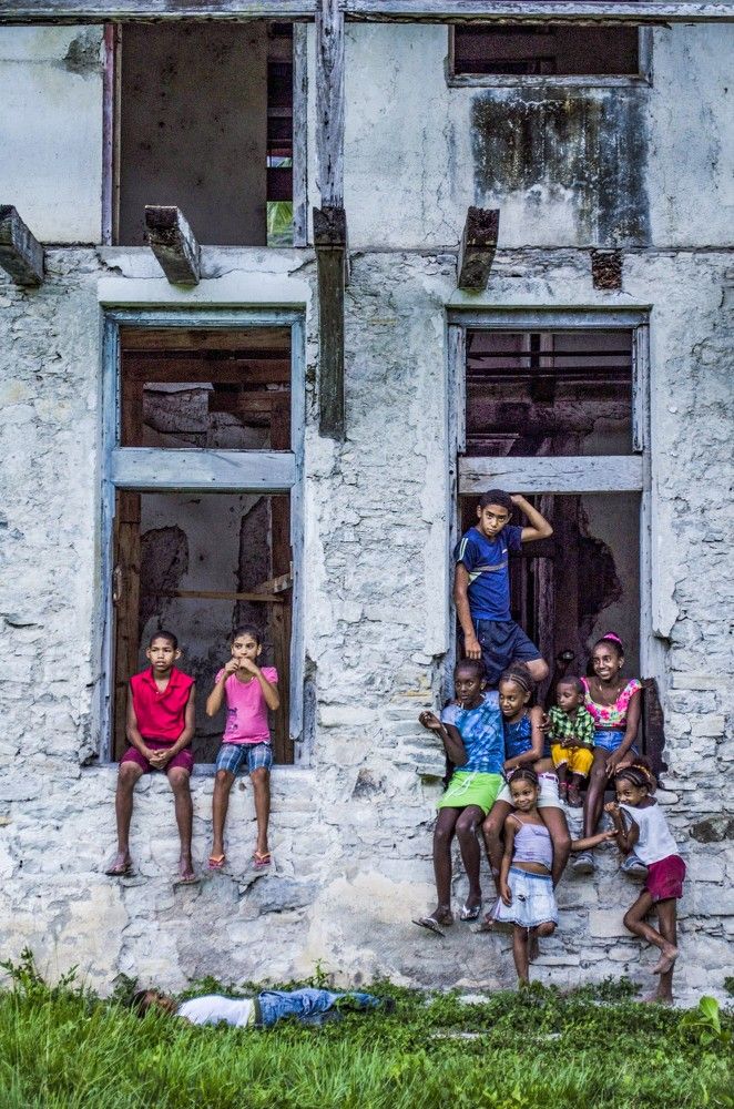 Photograph by Edgar Brielo