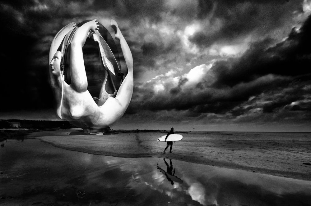 Photograph by Muzaffer Sütlüoğlu