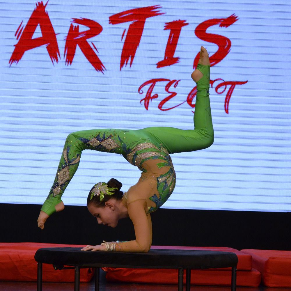 Супергибкость.