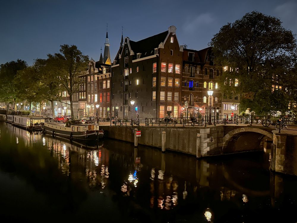 Фотография автора Julia