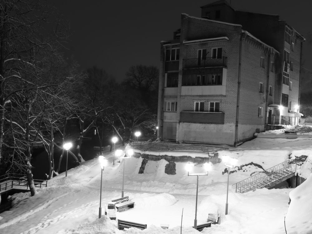 набережная в г. Невель, р.Еменка