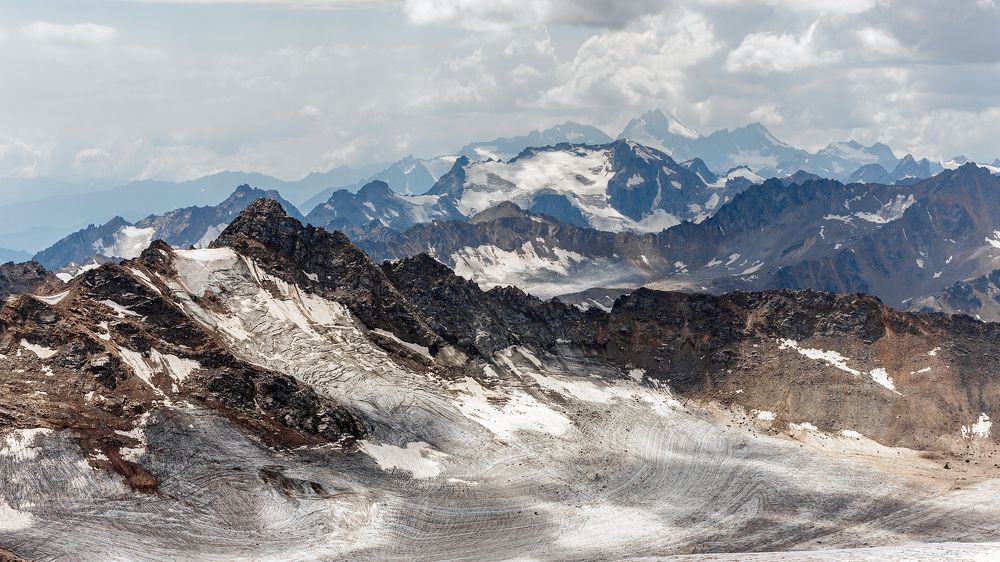Фотография автора Сергей Сергеев