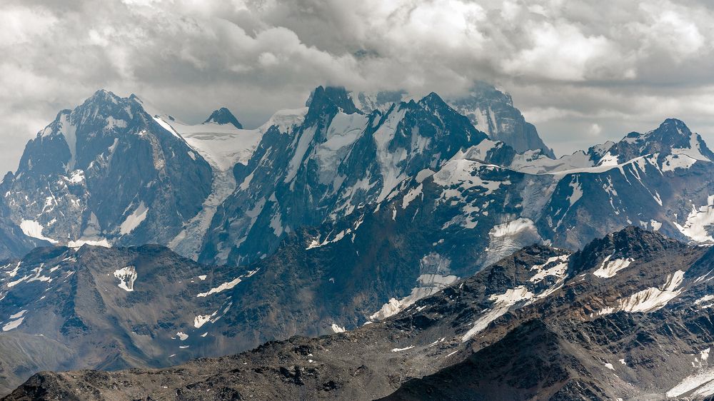 Фотография автора Сергей Сергеев