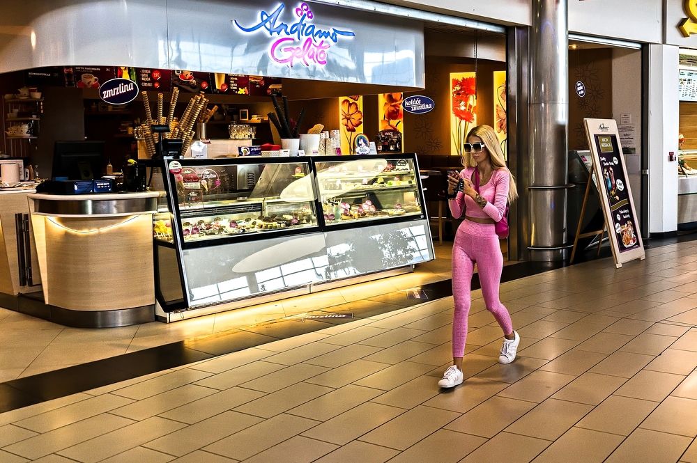 Photograph by Milan Uhrin