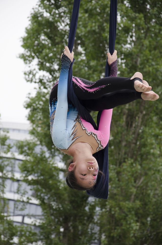 Уголок вниз головой.