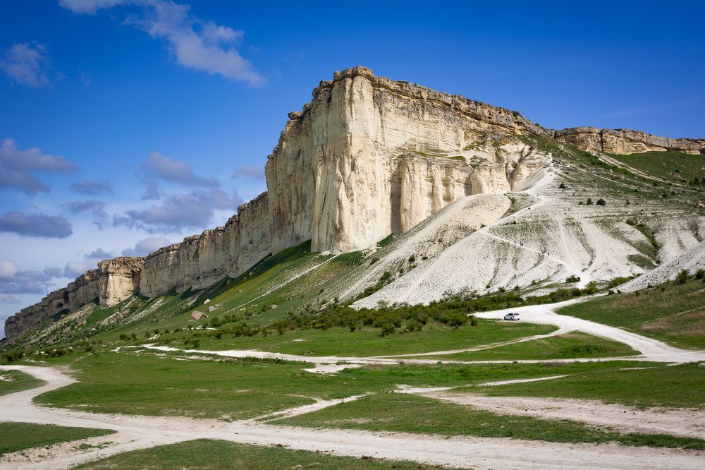 Photograph by Alex Kov