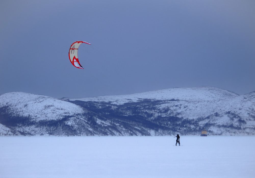 Кайтер в бухте Нагаева