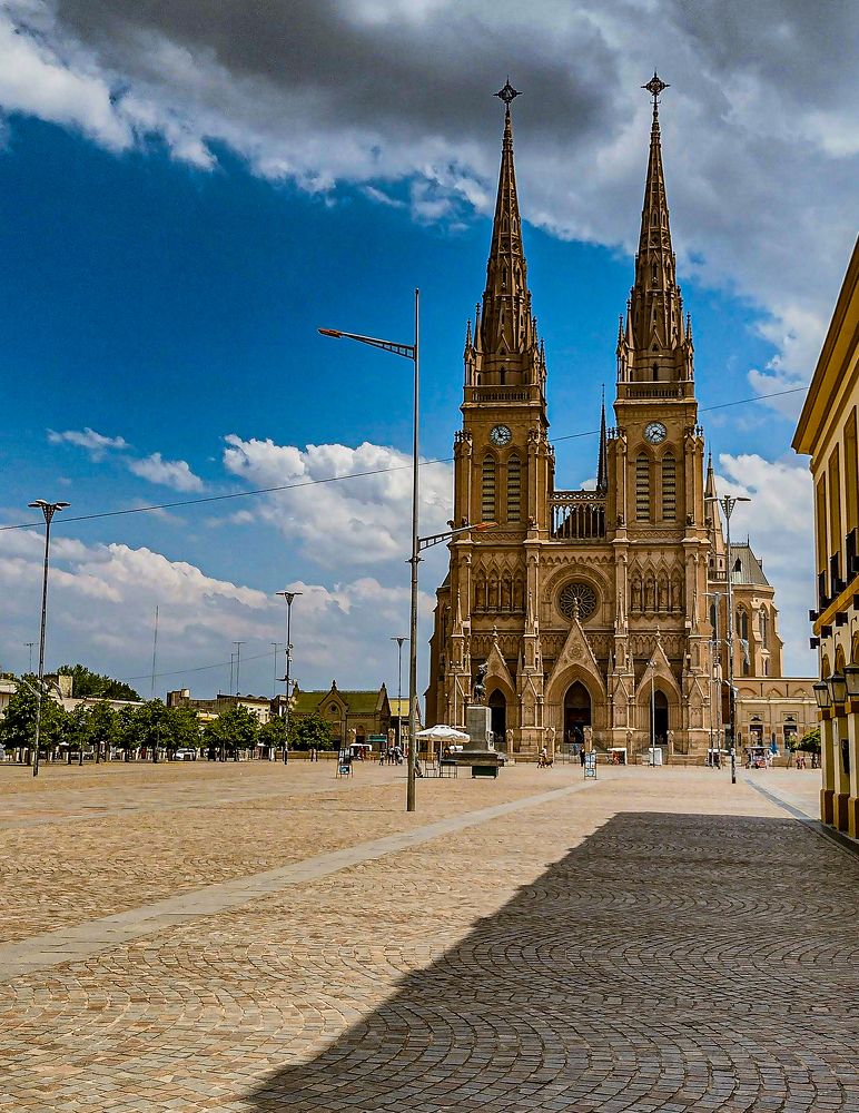 Photograph by Maria Julieta ZURZOLO