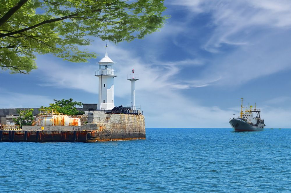 Маяк в Ялте