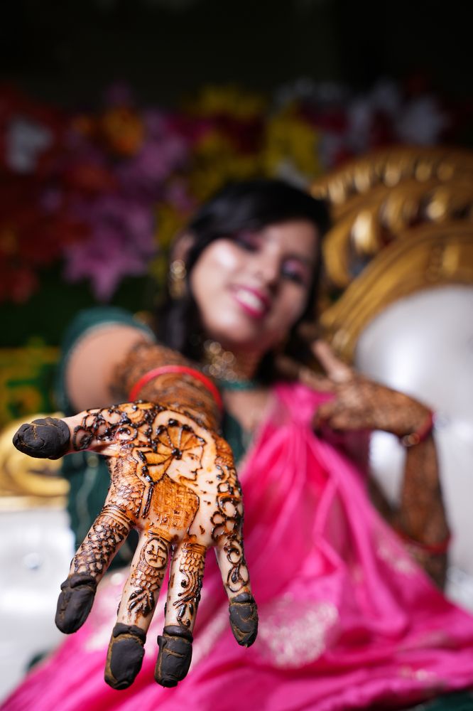 The Bride And Her Henna Art