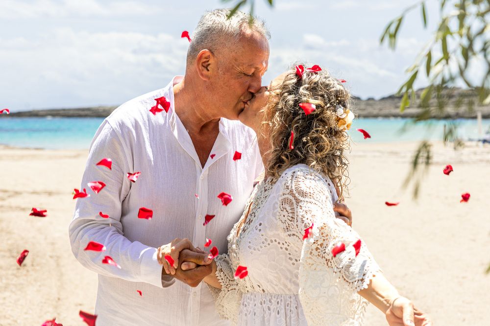 Photograph by Katerina Pustoshnaia