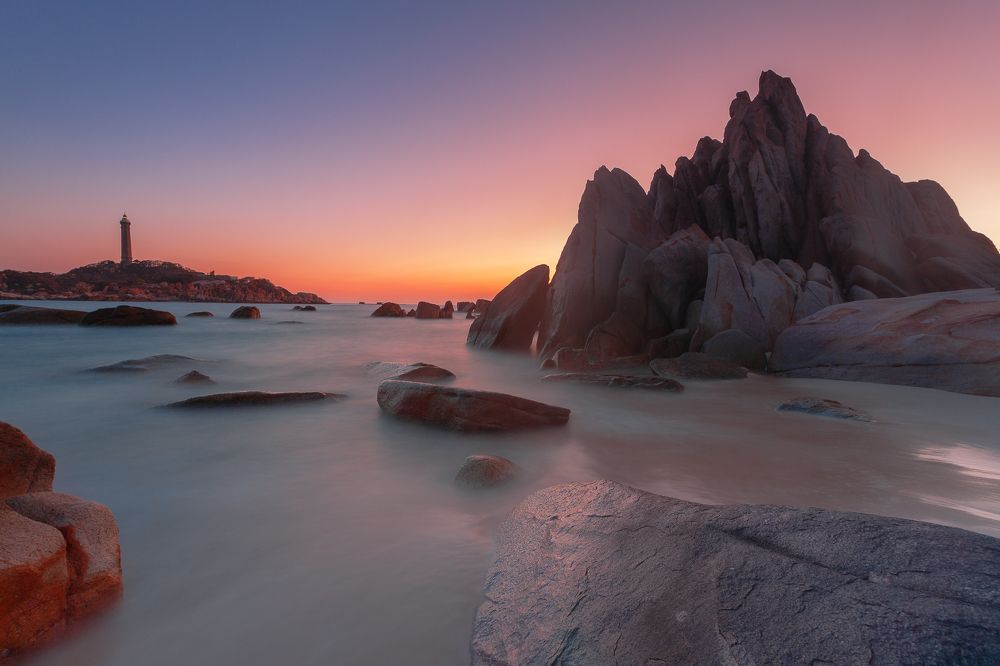 Photograph by Dong Huynh