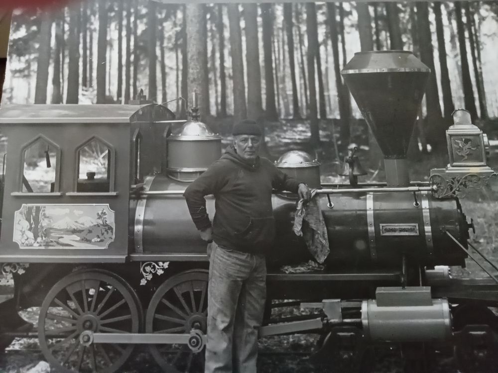 Photograph by Paul Bowers