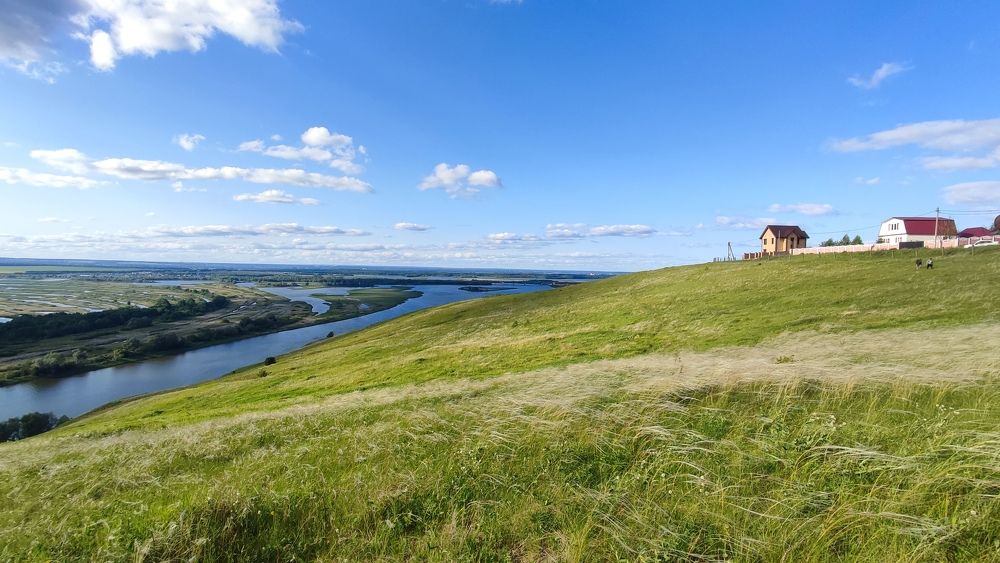 На берегу Свияги