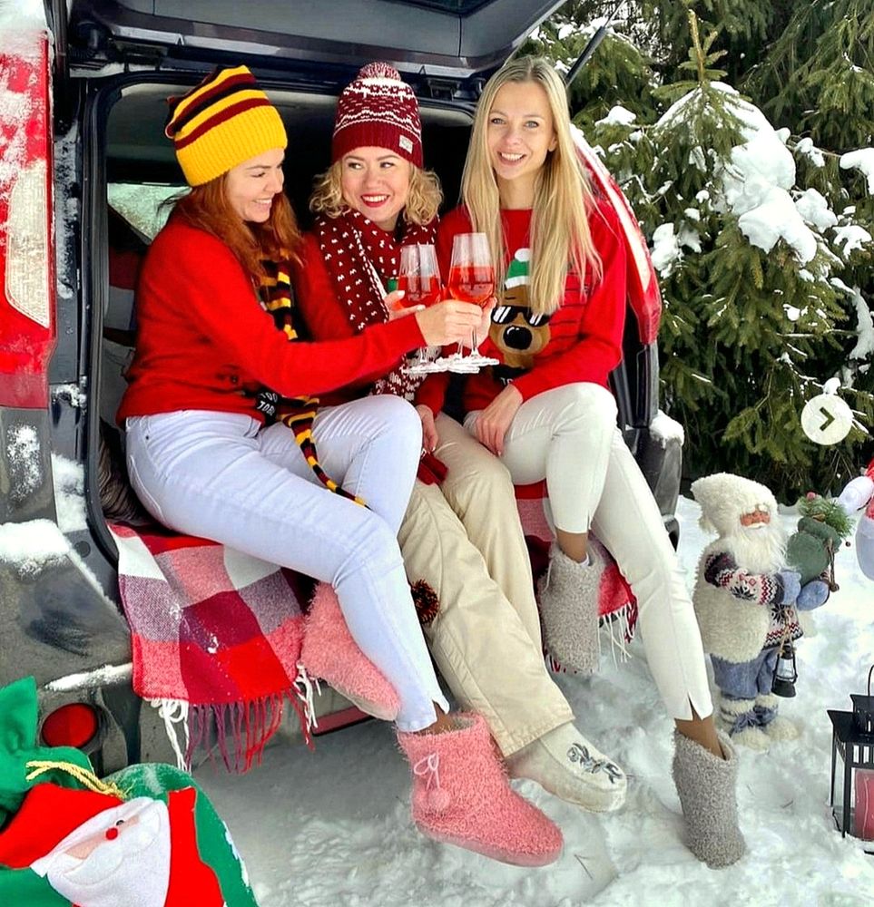 Женские новогодние истории