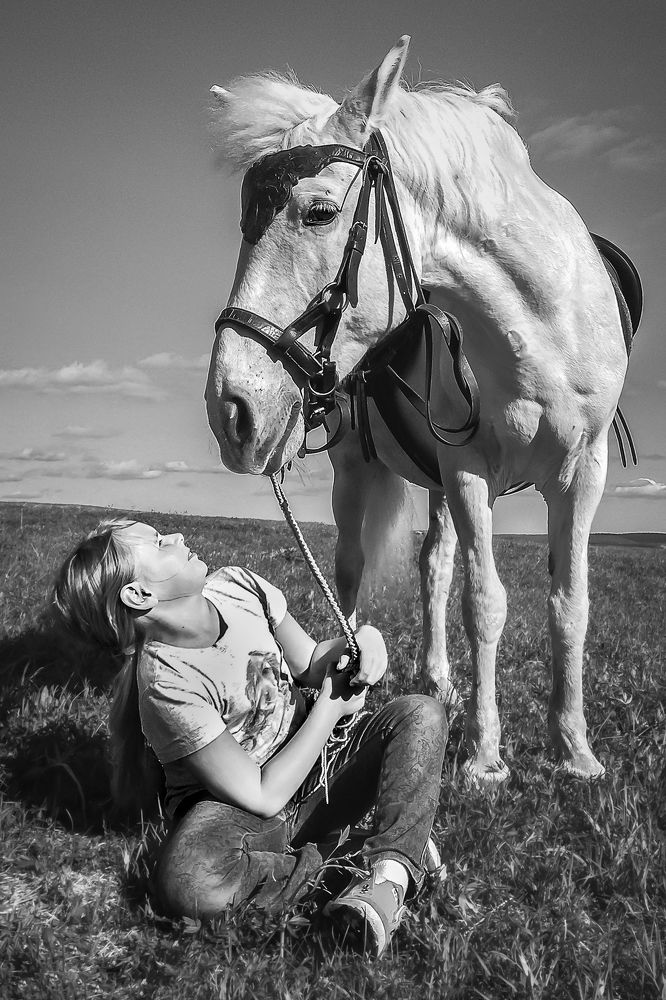 А нос облизать?!