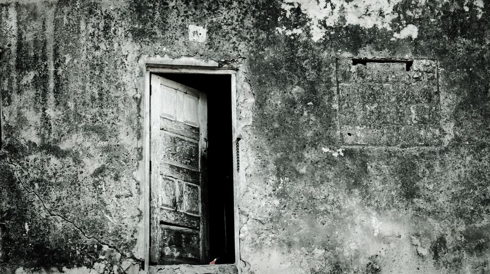 Door open, window closed.