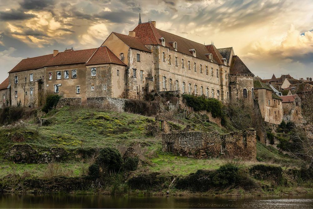 Photograph by Victor Ninestrong