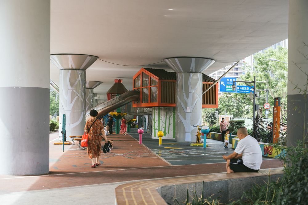 A new life under the overpass