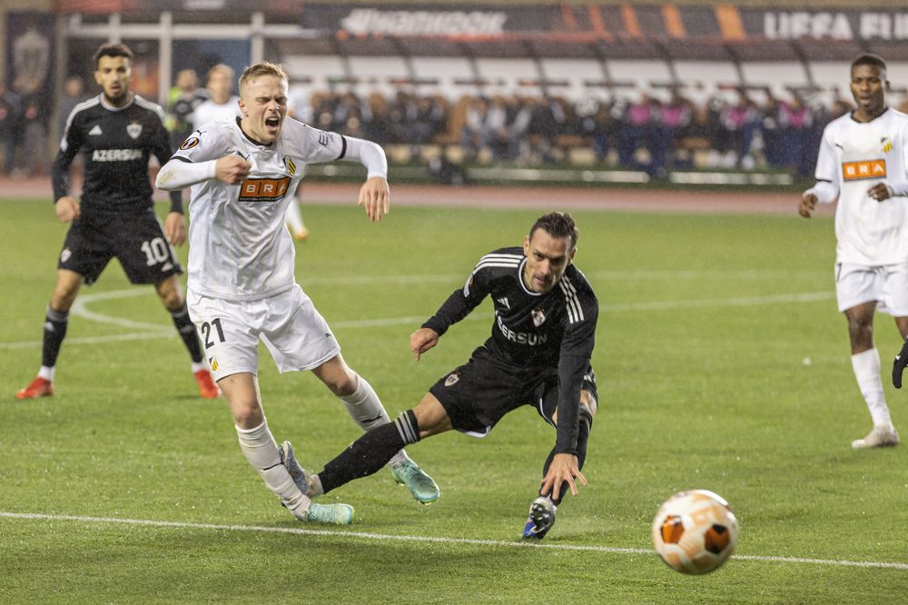 Reason for receiving a red card during a football match