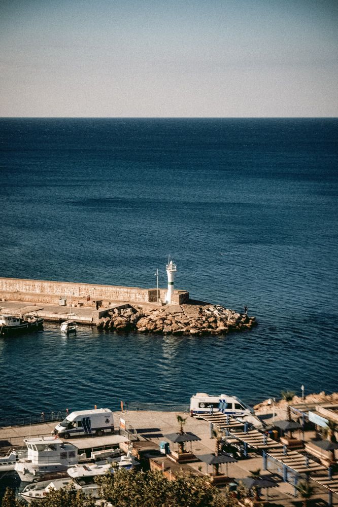 Photograph by Alp Aysgl