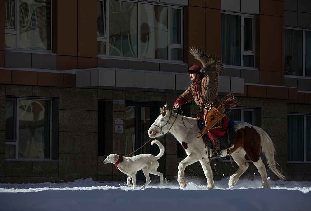 Time travel of a 13th century Mongolian hunter