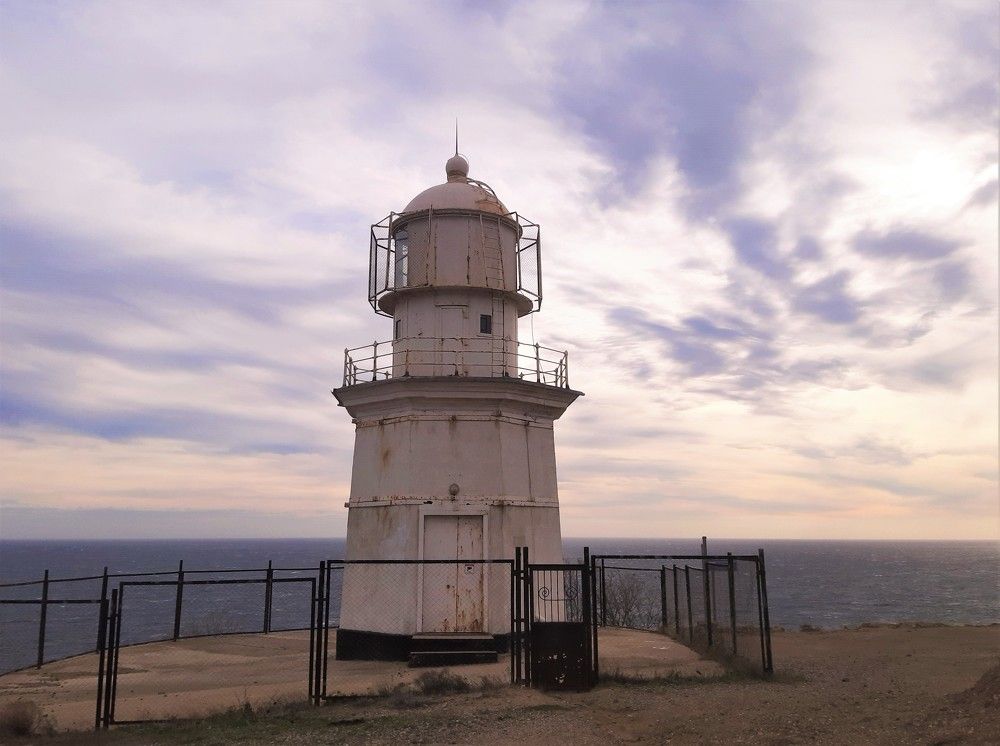 Мыс Меганом, маяк