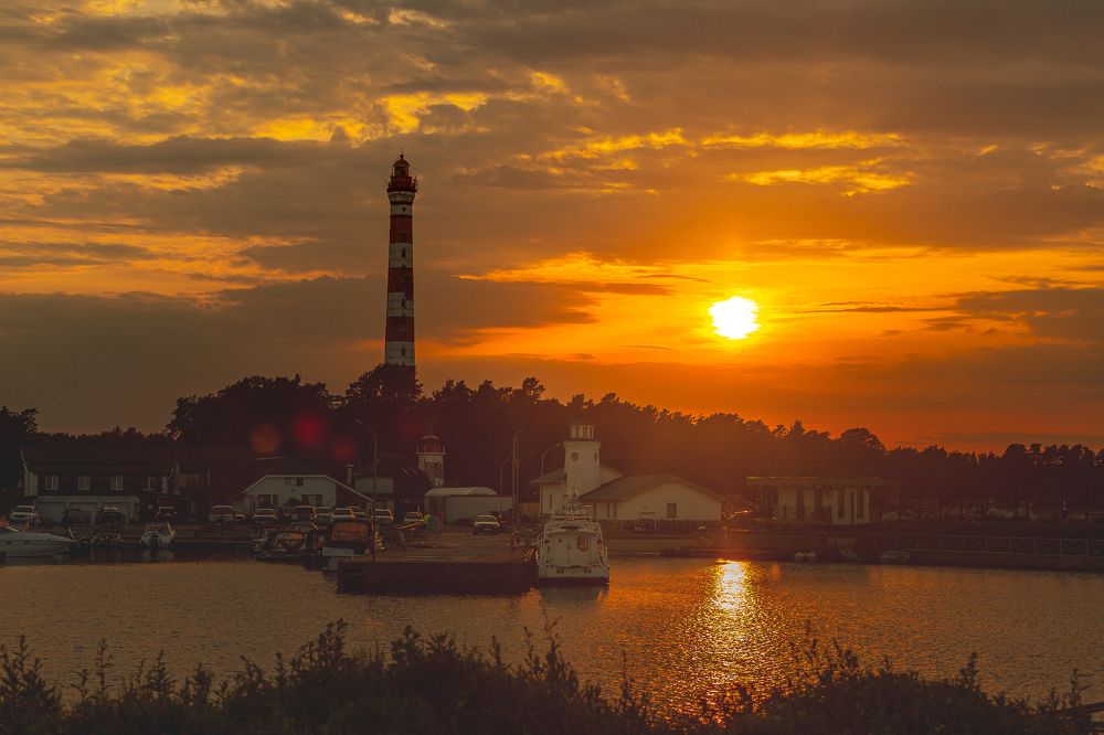 Photograph by Anatoliy Buyanov