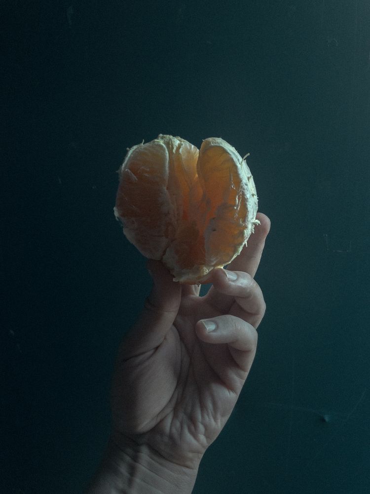 Апельсинку?