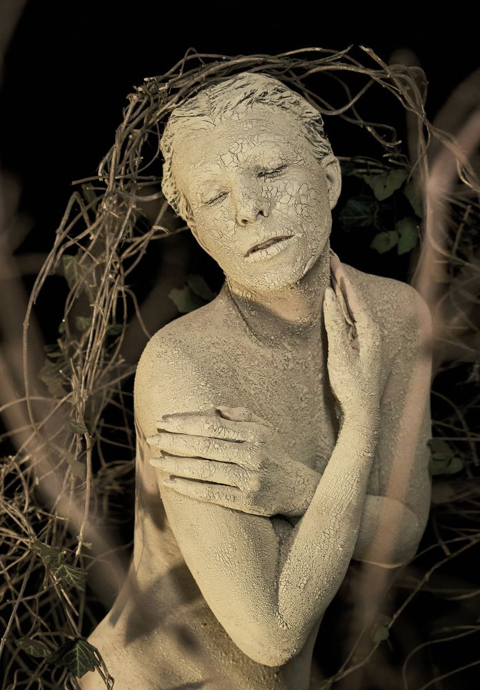 Ожившая статуя