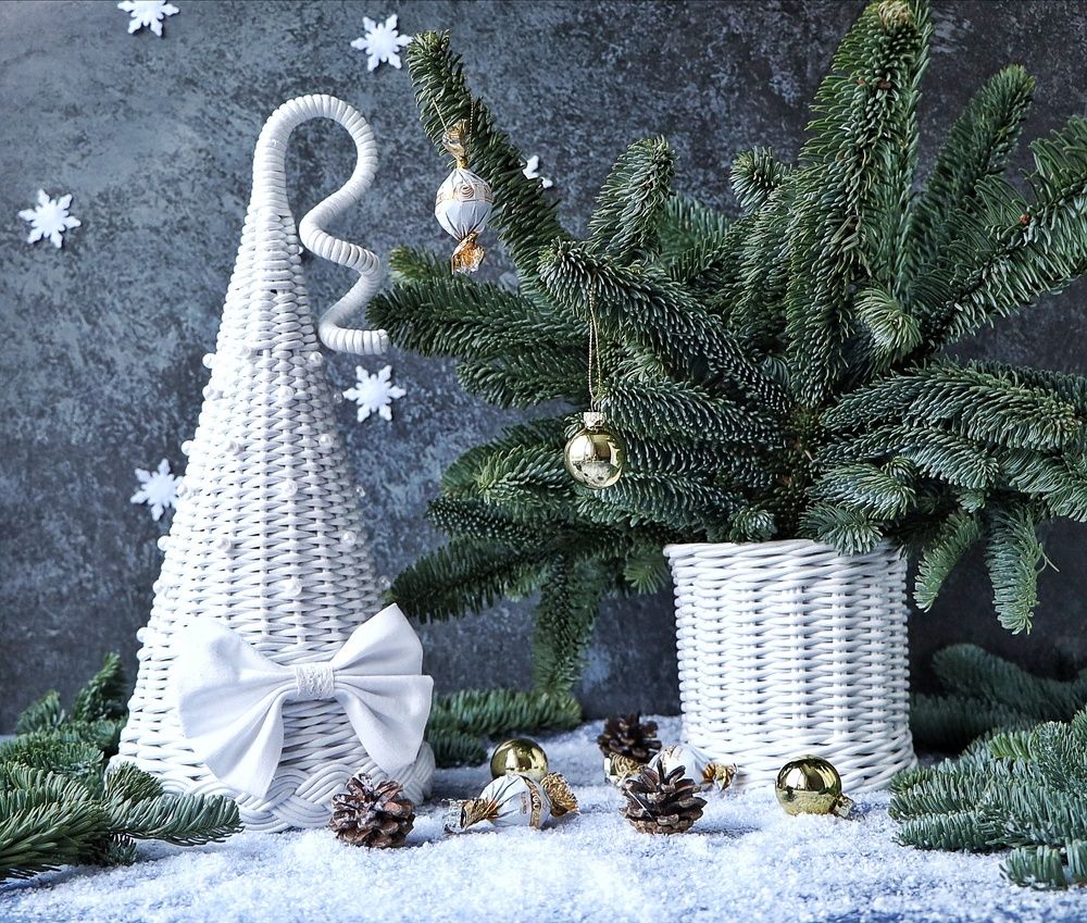 Мира и добра