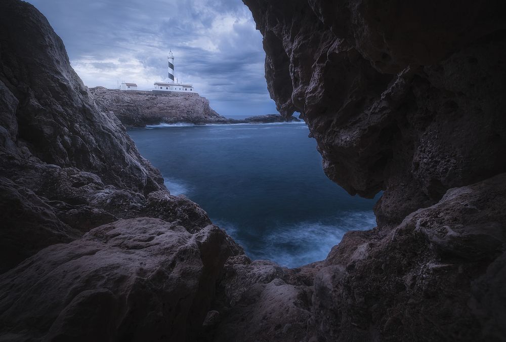 Photograph by Edu BARRAJON