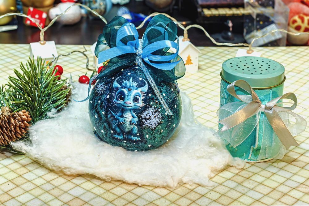 Шар в год дракона