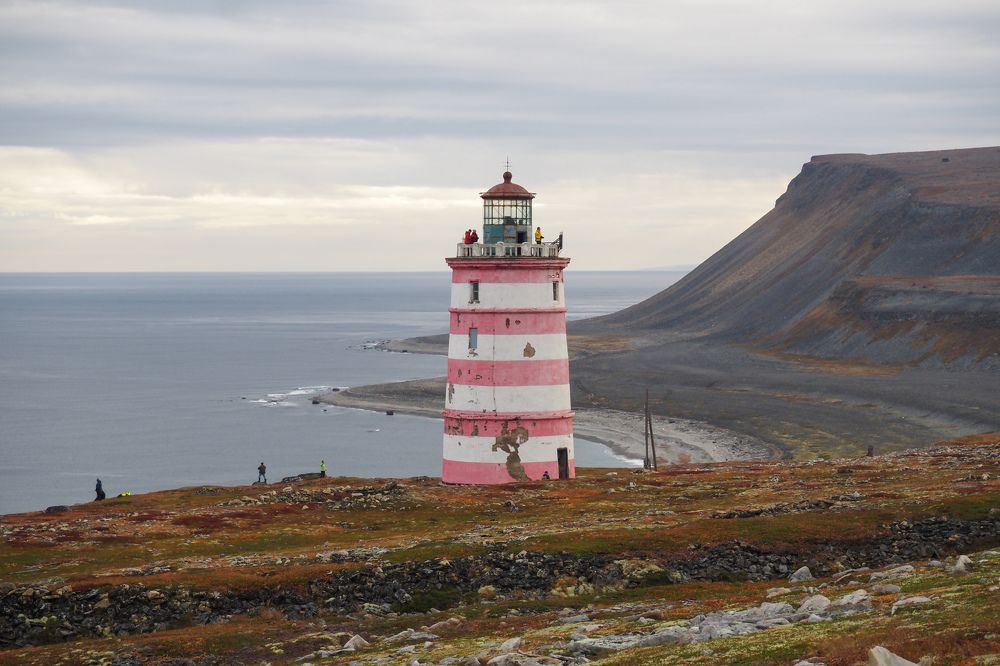 Маяк Кильдинский, северный