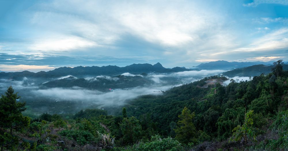Photograph by Lee kar kit