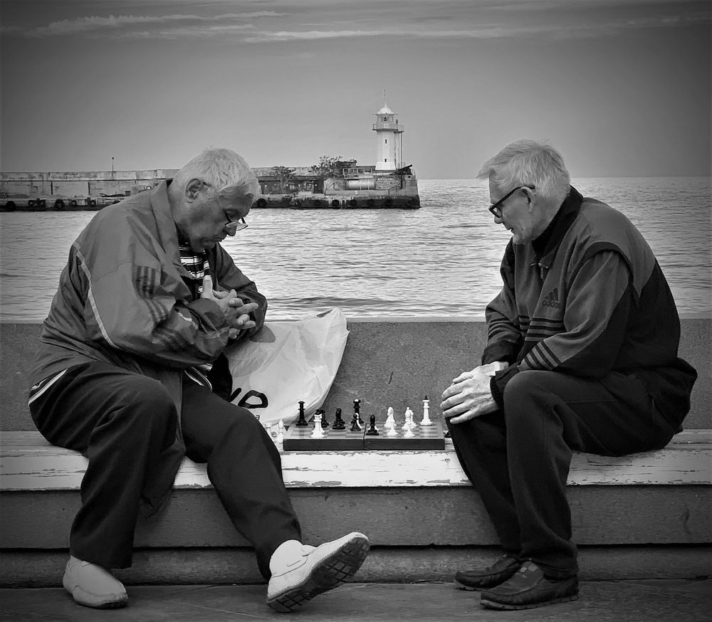 Ваш ход/Your move