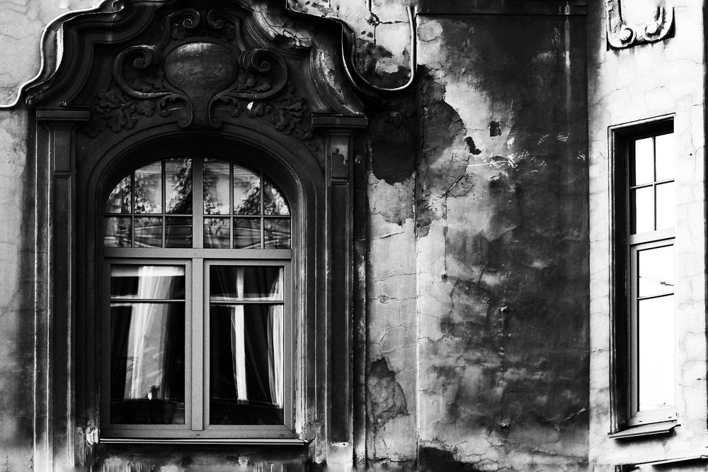 Из окна в окно