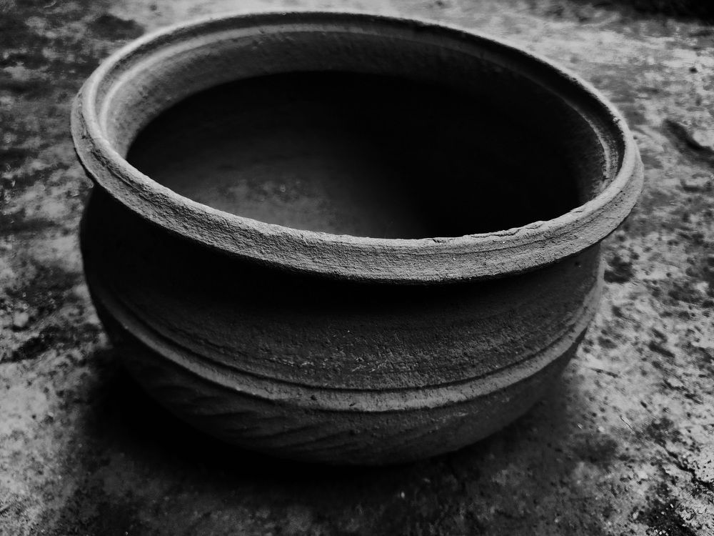 Clay pot