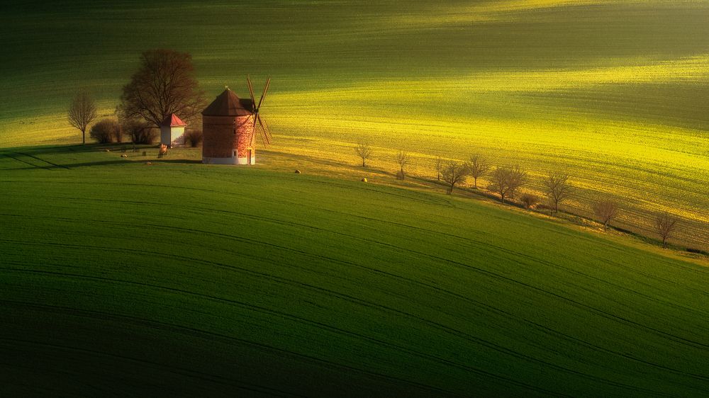 Chvalkovice wind mill