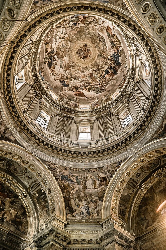 CON GLI OCCHI ALL'INSU'